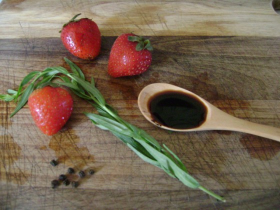 Ingredients for Strawberry Tarragon Salad