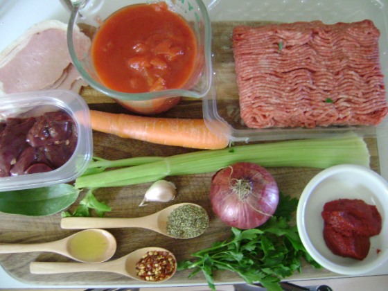 Ingredients - Noel Harrison's Spaghetti Bolognese